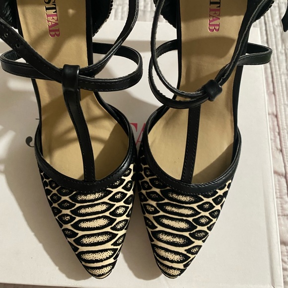 JustFab Snake Print Heels - Picture 2 of 4